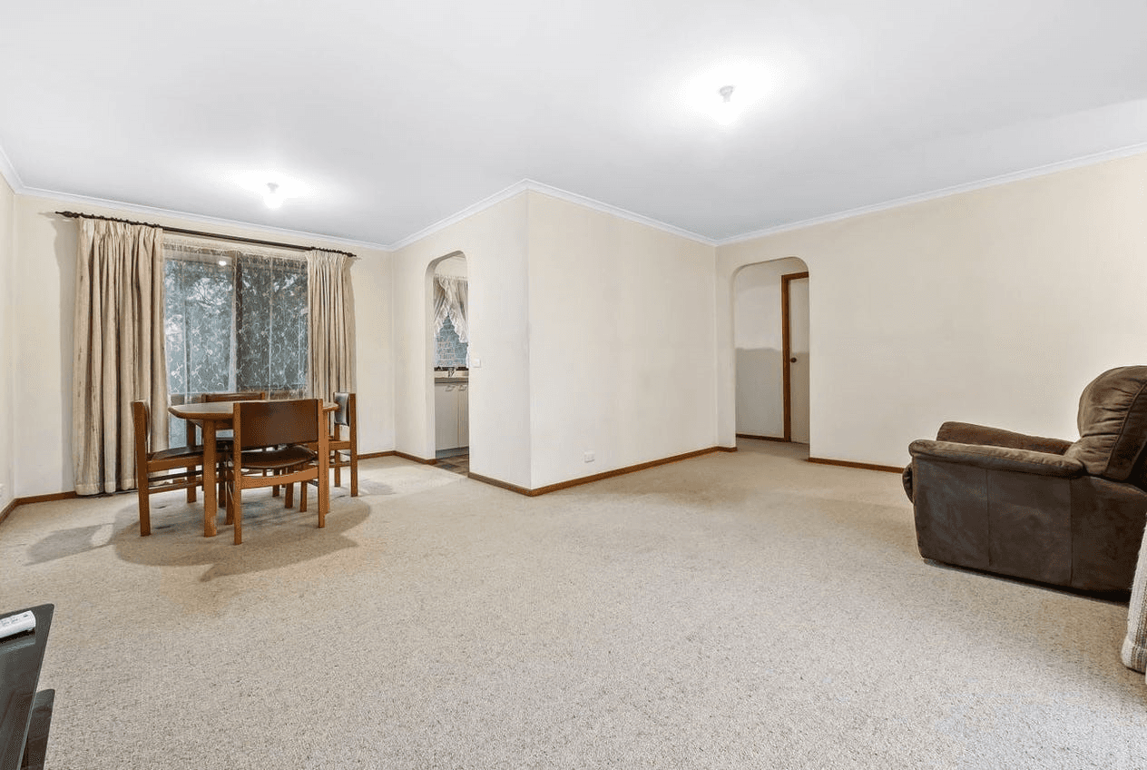 31 Leopold Crescent, HAMPTON PARK, VIC 3976