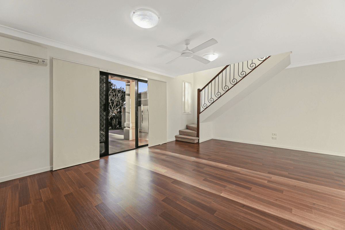 16/43 Myola Court, Coombabah, QLD 4216