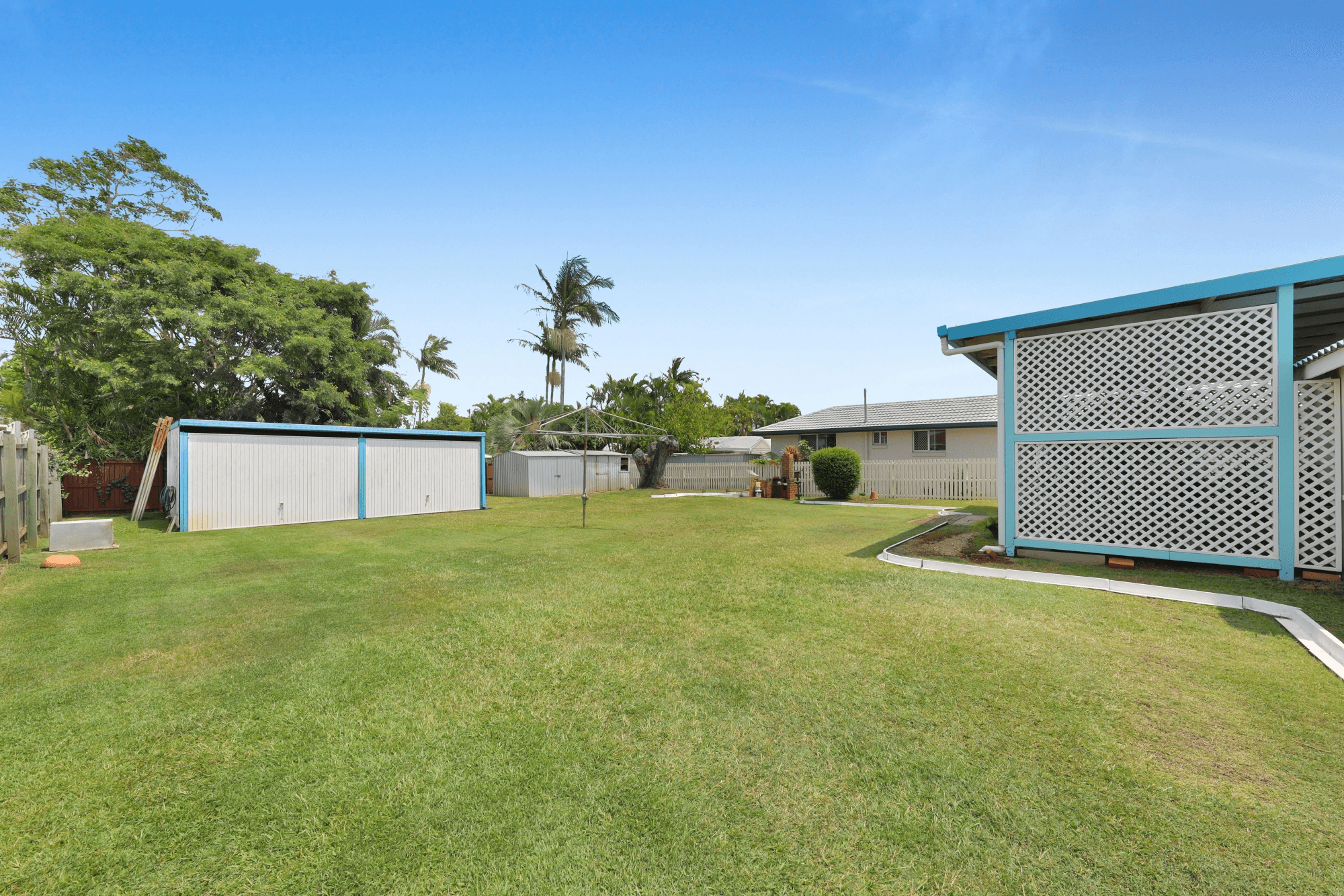 53 Collins Street, WOODY POINT, QLD 4019