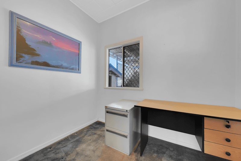 53 Collins Street, WOODY POINT, QLD 4019