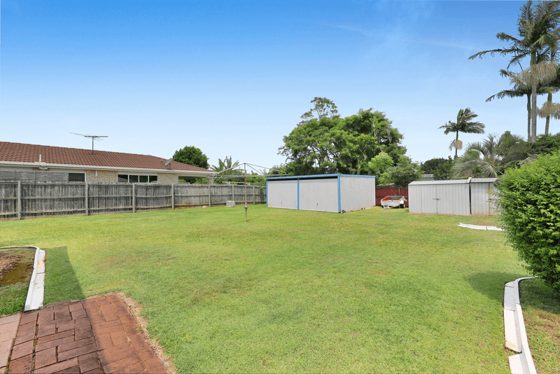 53 Collins Street, WOODY POINT, QLD 4019