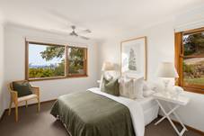 23 Hilltop Avenue, Wollongong, NSW 2500