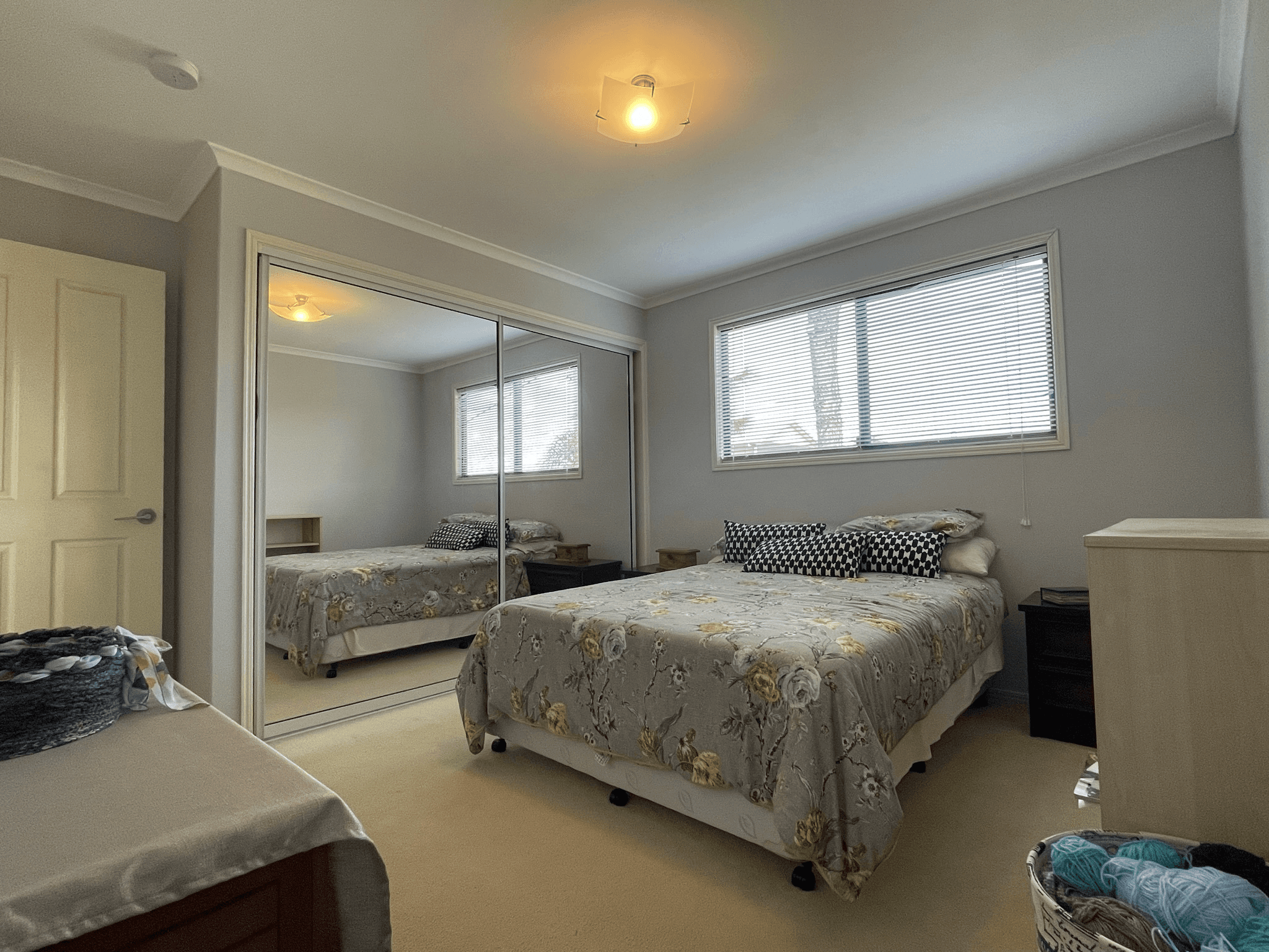 27 Highland St, Russell Island, QLD 4184