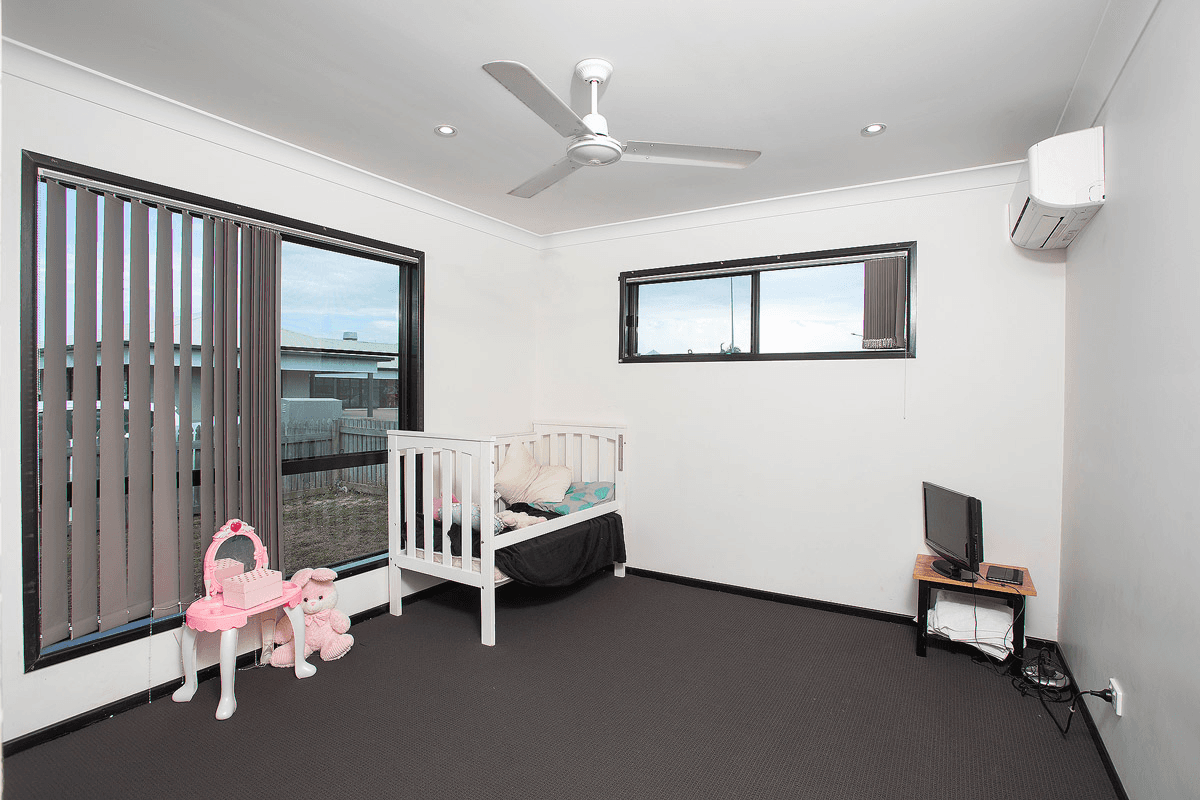 7 Central Drive, ANDERGROVE, QLD 4740