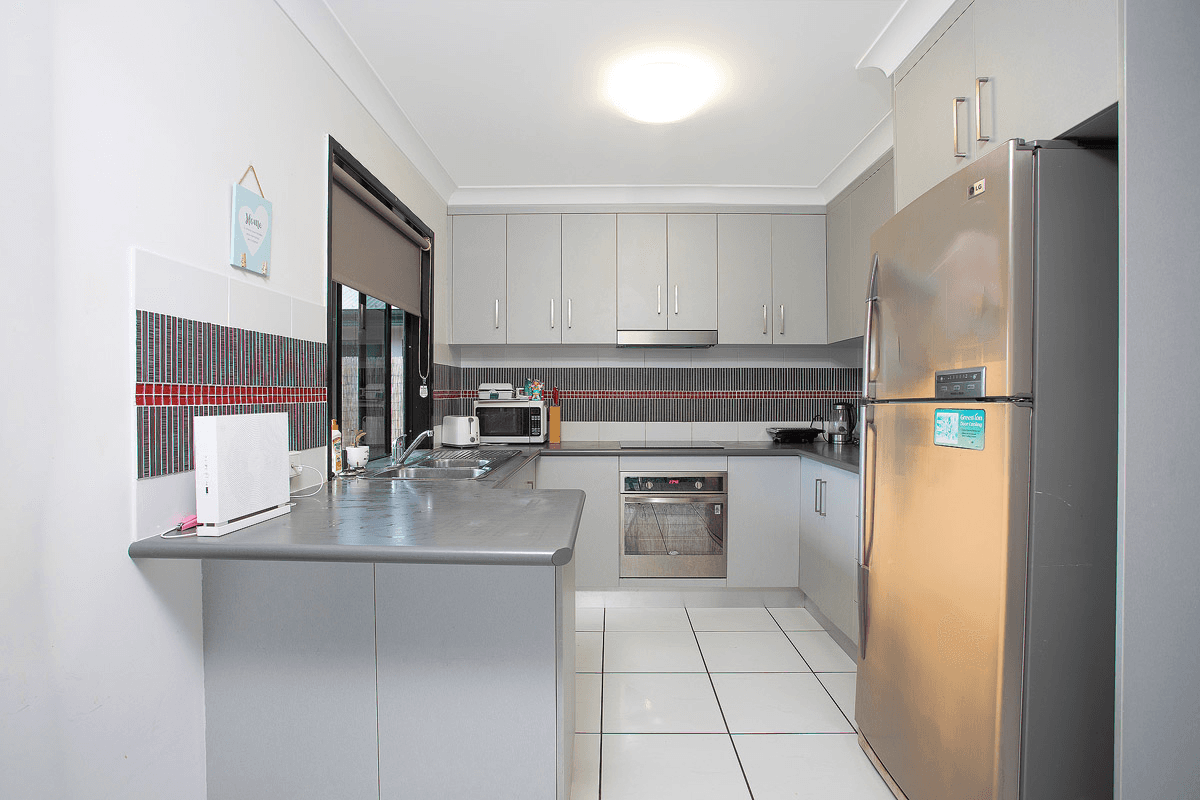 7 Central Drive, ANDERGROVE, QLD 4740