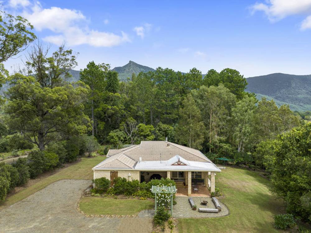 346 Pinnacle Road, PUMPENBIL, NSW 2484