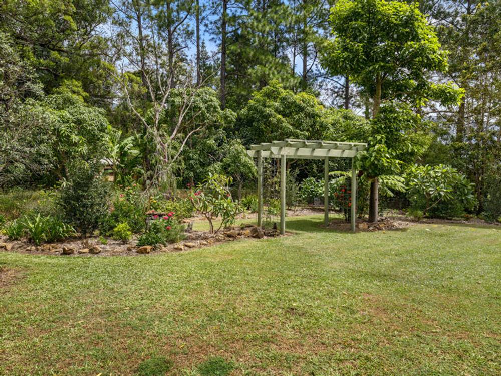 346 Pinnacle Road, PUMPENBIL, NSW 2484