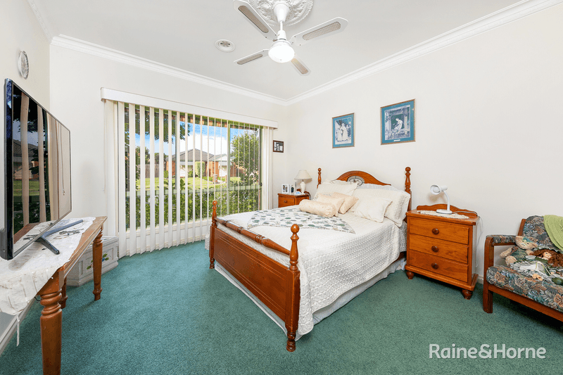 30 Thornton Avenue, SUNBURY, VIC 3429