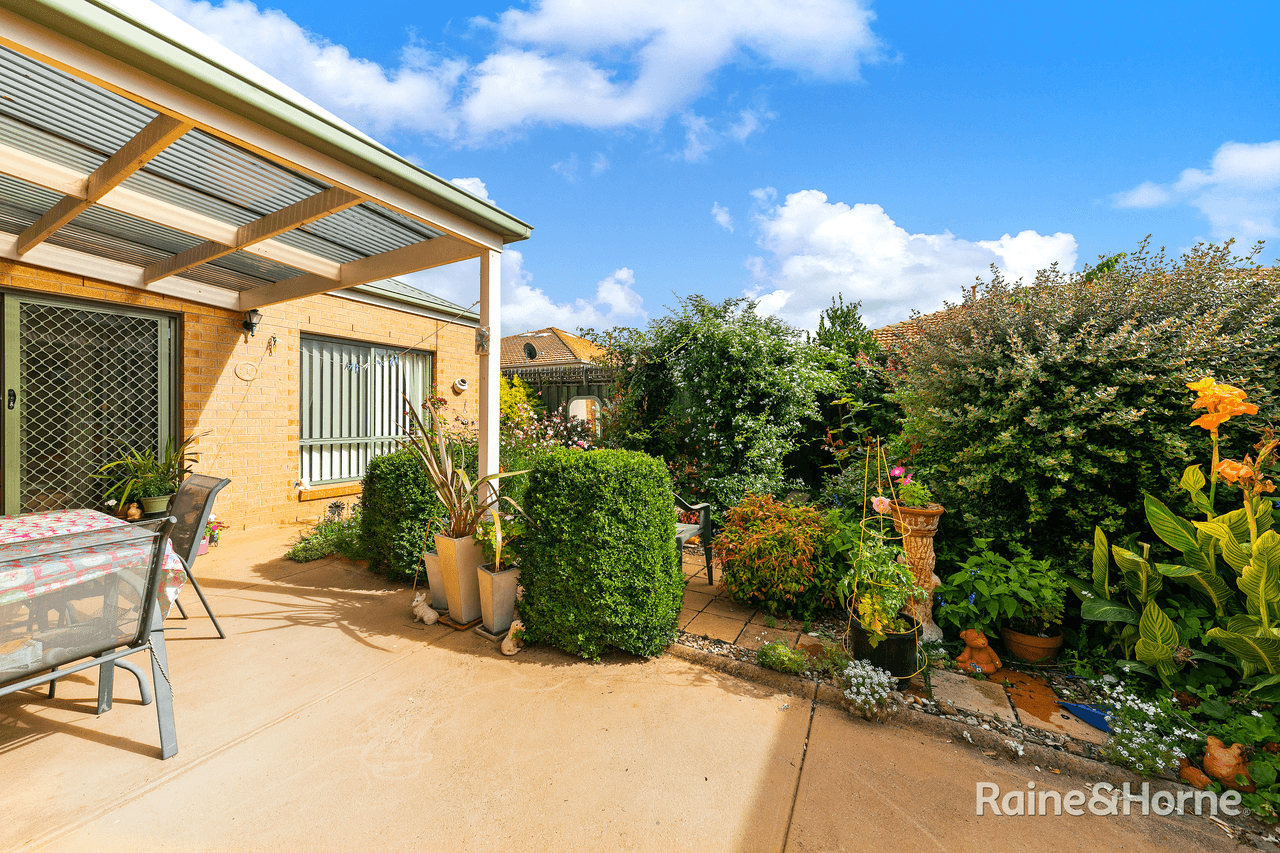 30 Thornton Avenue, SUNBURY, VIC 3429