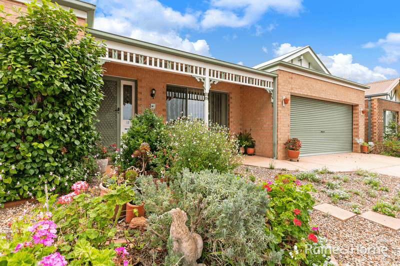 30 Thornton Avenue, SUNBURY, VIC 3429