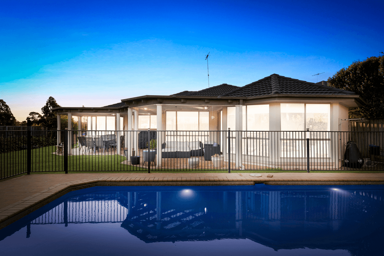 10 Barnes Place, ROUSE HILL, NSW 2155