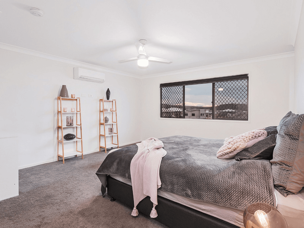 17 Abrahams Road, South Ripley, QLD 4306