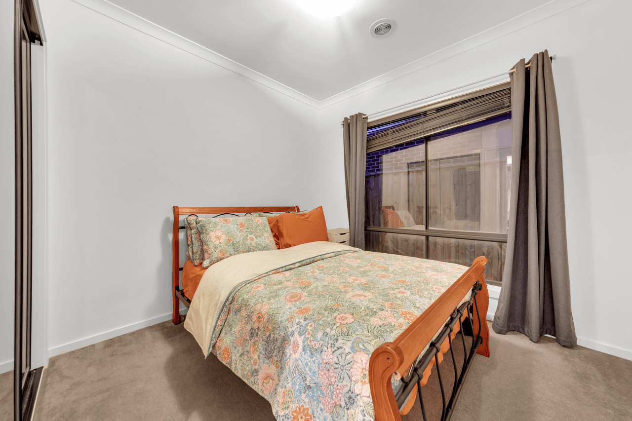 30 Berrima Crescent, WOLLERT, VIC 3750