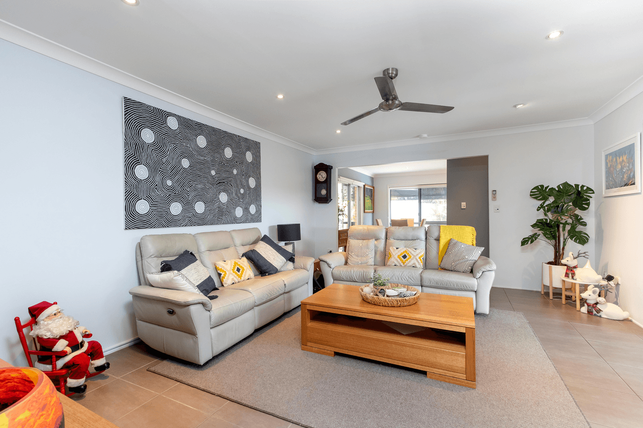 8 Kirby Court, ROCHEDALE SOUTH, QLD 4123