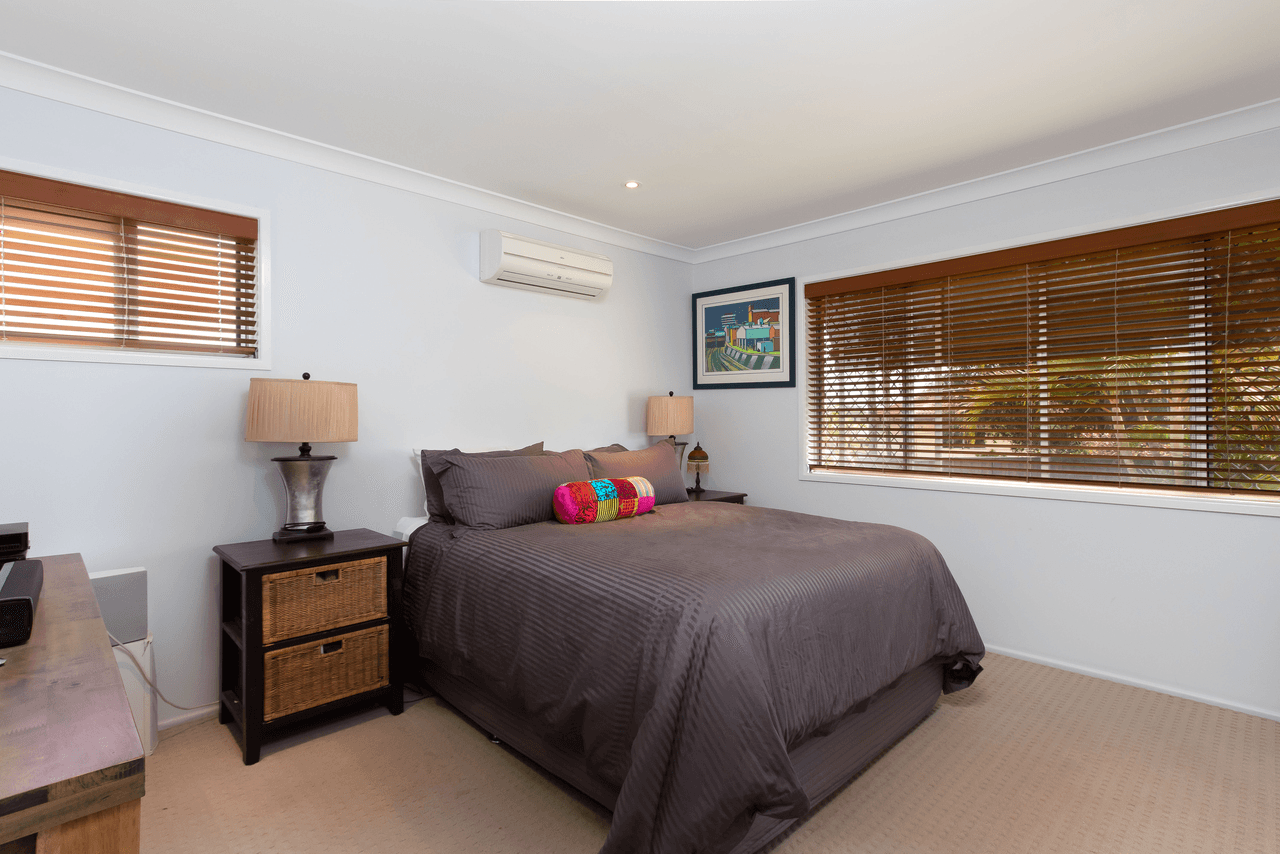 8 Kirby Court, ROCHEDALE SOUTH, QLD 4123