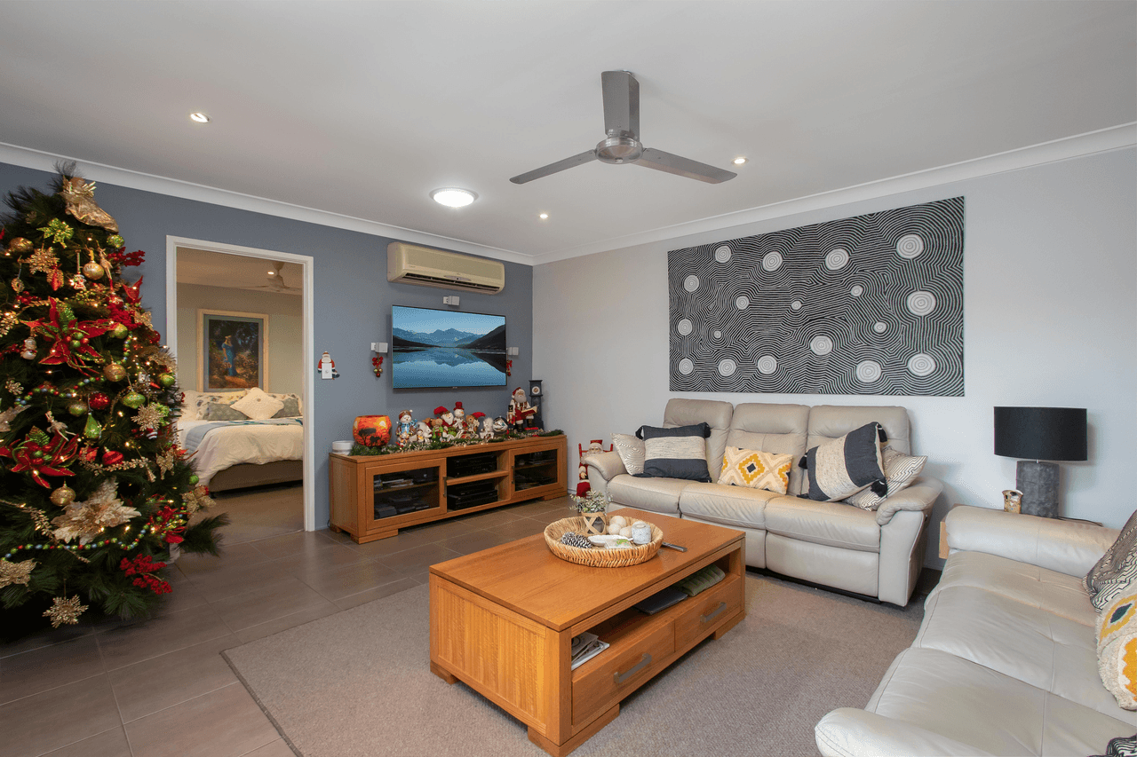 8 Kirby Court, ROCHEDALE SOUTH, QLD 4123