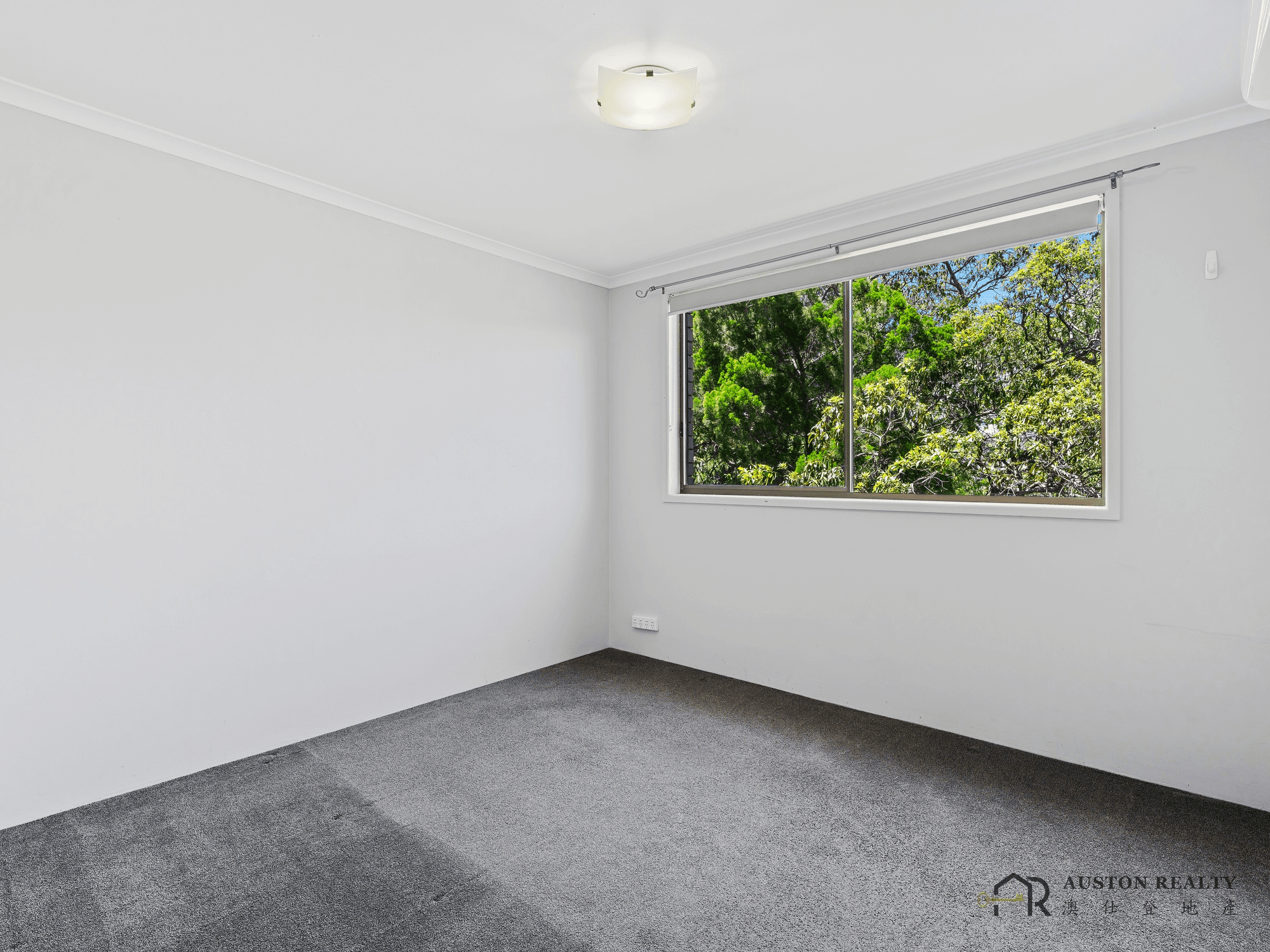 5/16 ROSEWOOD AVENUE, BROADBEACH, QLD 4218