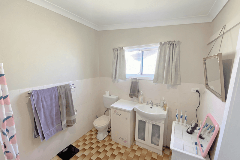 151 Sutton Street, Cootamundra, NSW 2590