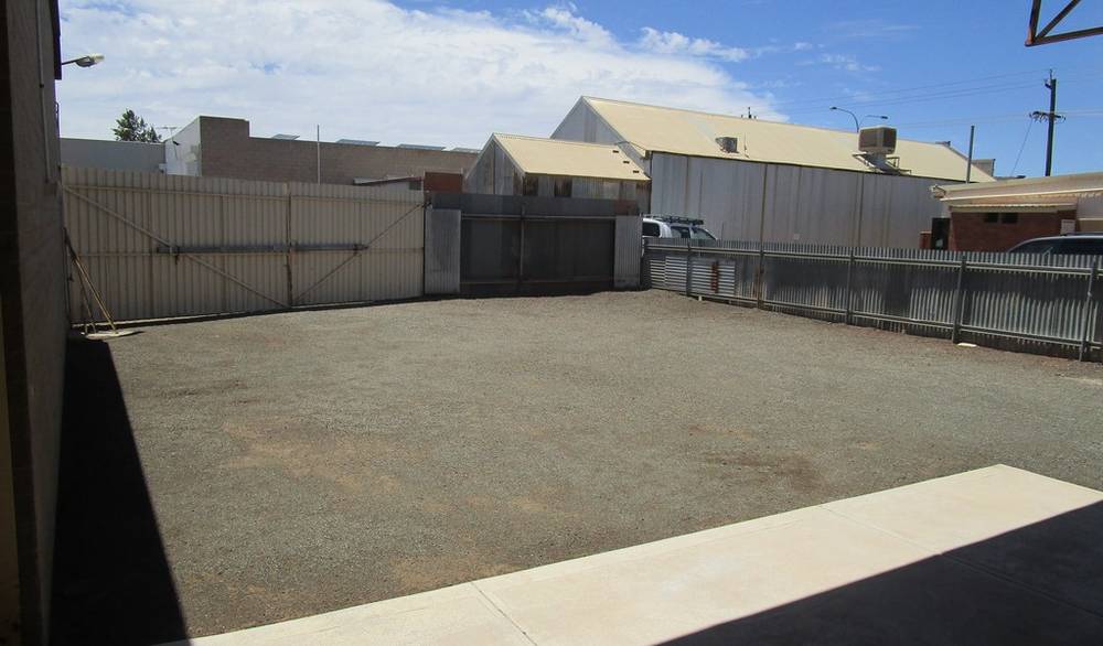 13-15 Wilson Street, KALGOORLIE, WA 6430