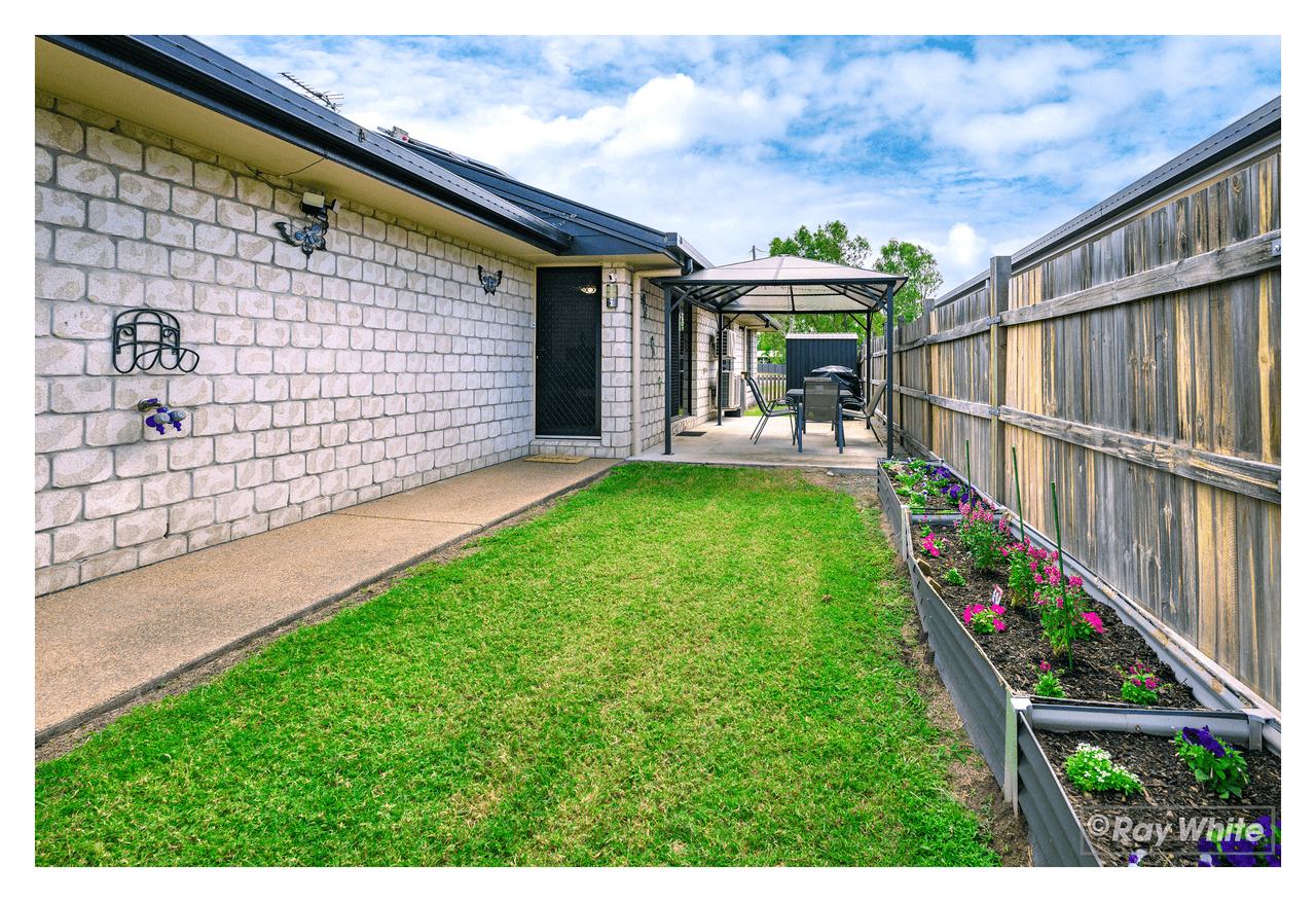 4 Jomarant Place, KAWANA, QLD 4701