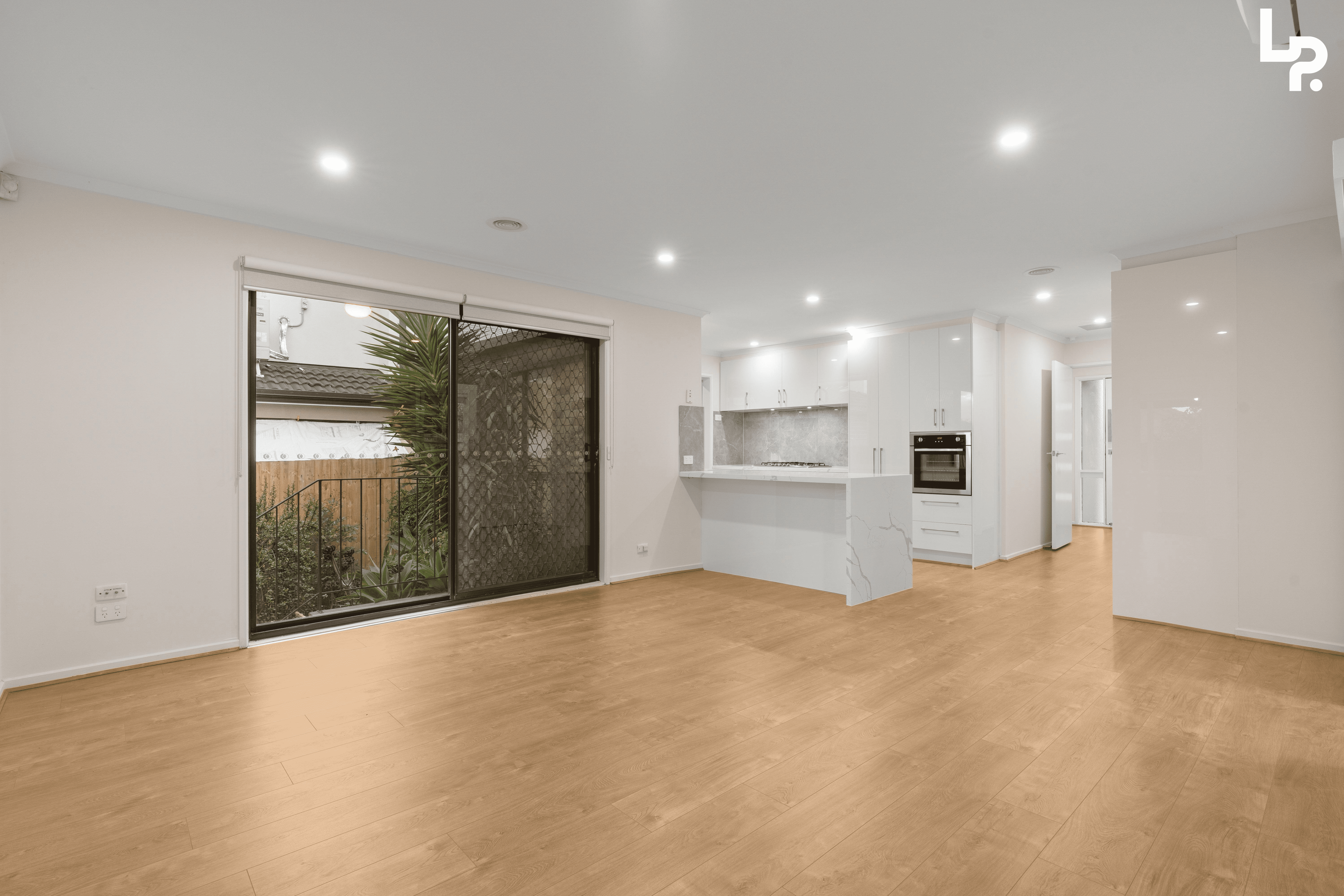 13B Garfield Court, HAMPTON PARK, VIC 3976