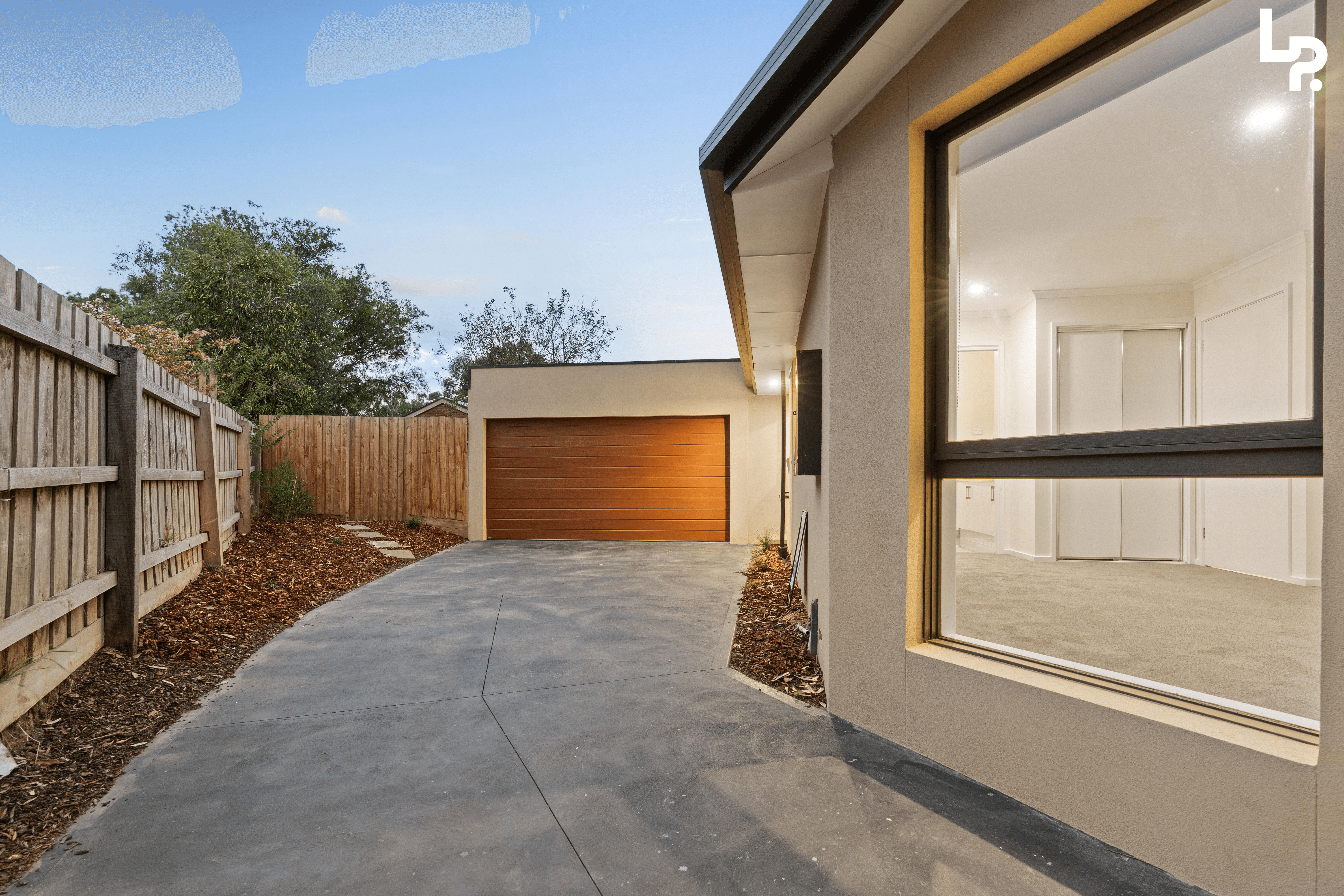 13B Garfield Court, HAMPTON PARK, VIC 3976