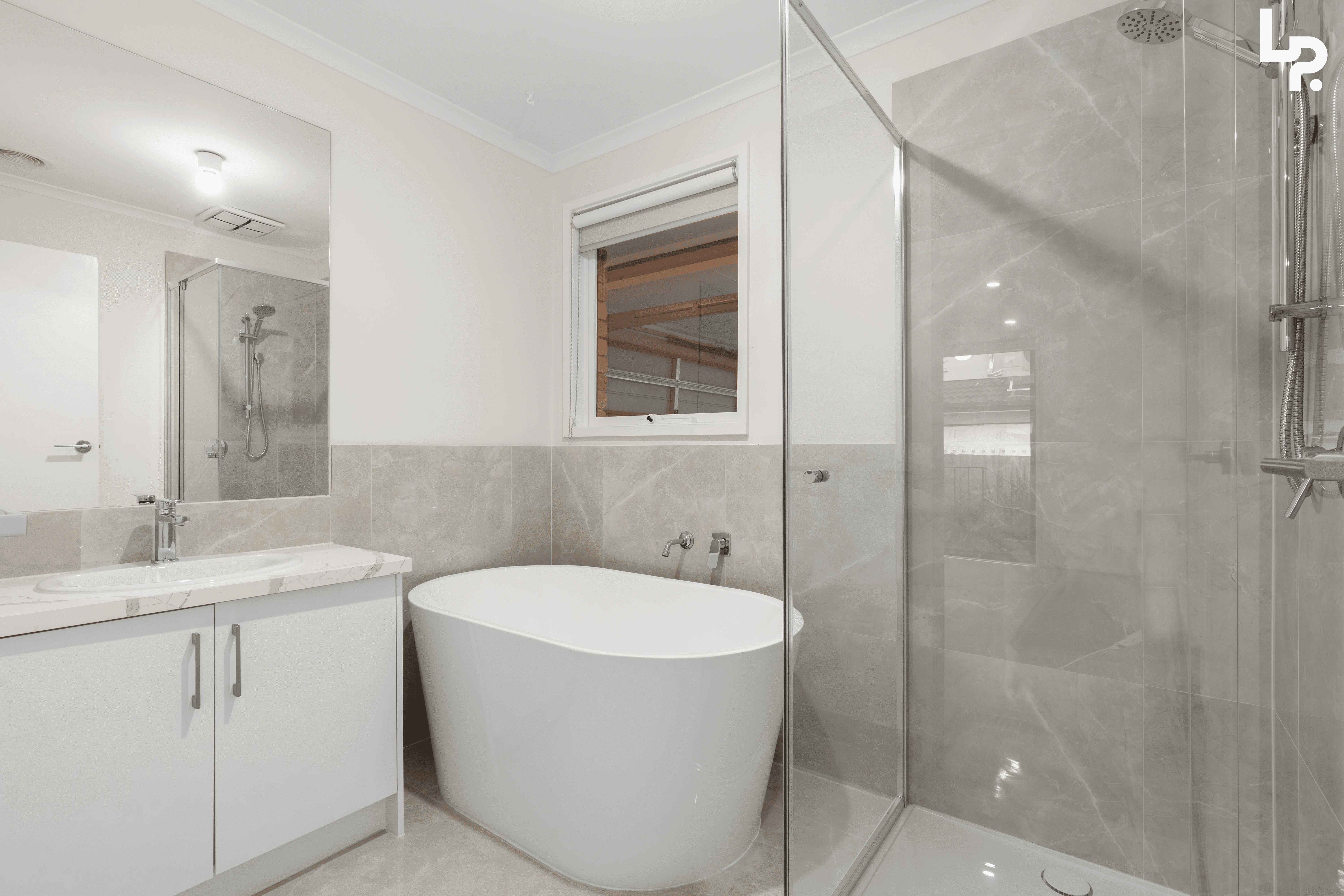 13B Garfield Court, HAMPTON PARK, VIC 3976