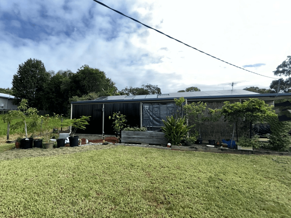 8 Granadilla Street, MACLEAY ISLAND, QLD 4184