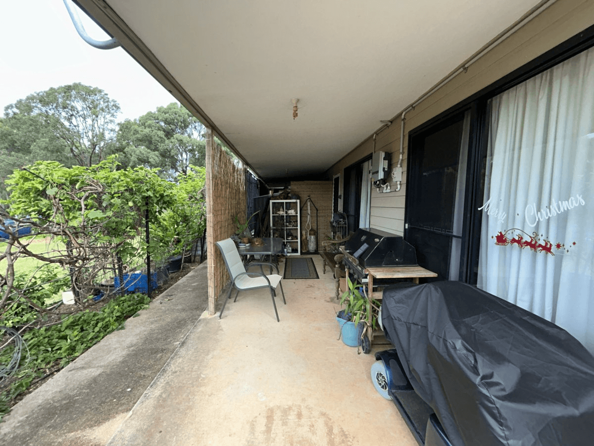 8 Granadilla Street, MACLEAY ISLAND, QLD 4184