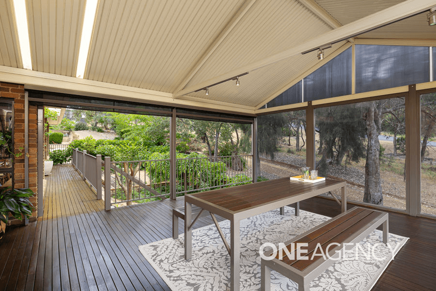 1 ANDREWS AVENUE, KOORINGAL, NSW 2650