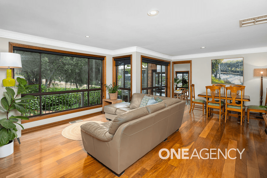 1 ANDREWS AVENUE, KOORINGAL, NSW 2650