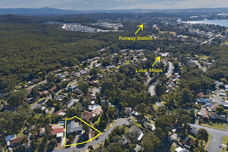 13 Windward Close, WOODRISING, NSW 2284