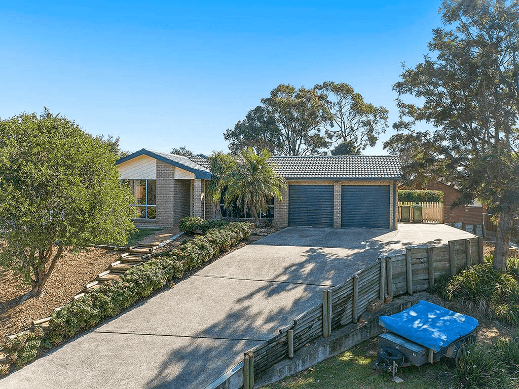 13 Windward Close, WOODRISING, NSW 2284