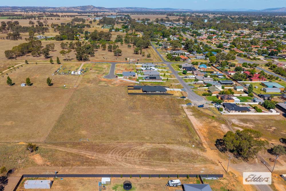 Hovell Street, Howlong, NSW 2643