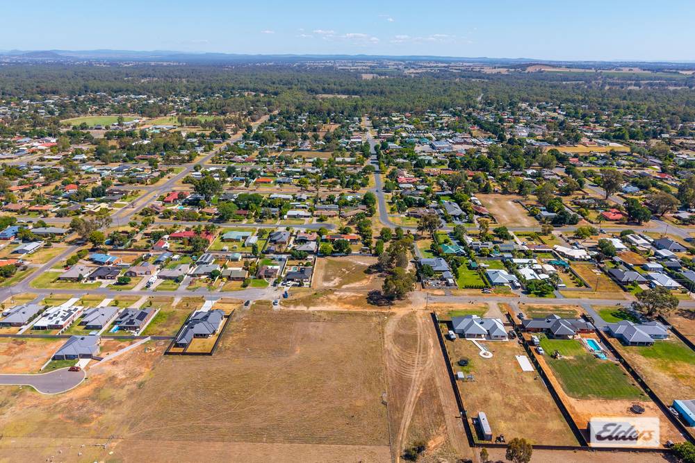 Hovell Street, Howlong, NSW 2643