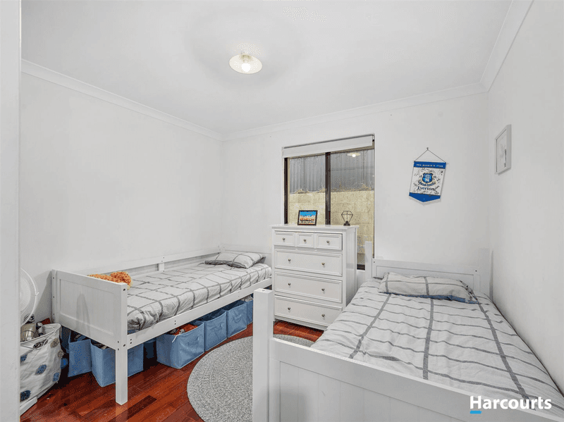 2 Lilly Pilly Lookout, Halls Head, WA 6210