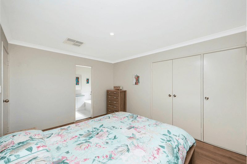 Unit 8/12 Heron Place, MADDINGTON, WA 6109