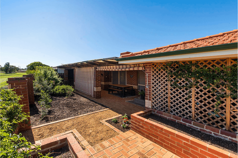 Unit 8/12 Heron Place, MADDINGTON, WA 6109