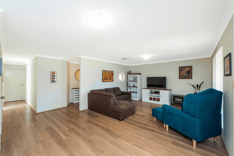 Unit 8/12 Heron Place, MADDINGTON, WA 6109