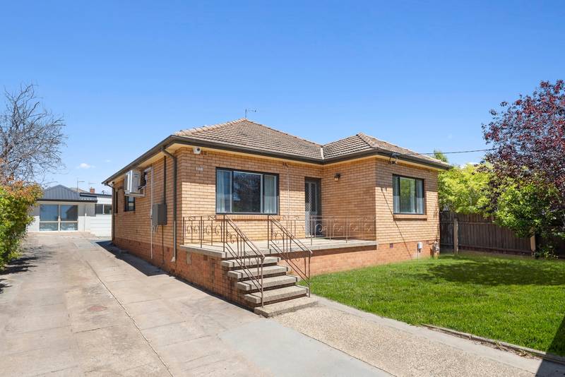 138 Uriarra Road, Crestwood, NSW 2620