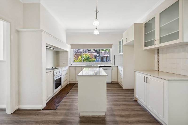 138 Uriarra Road, Crestwood, NSW 2620