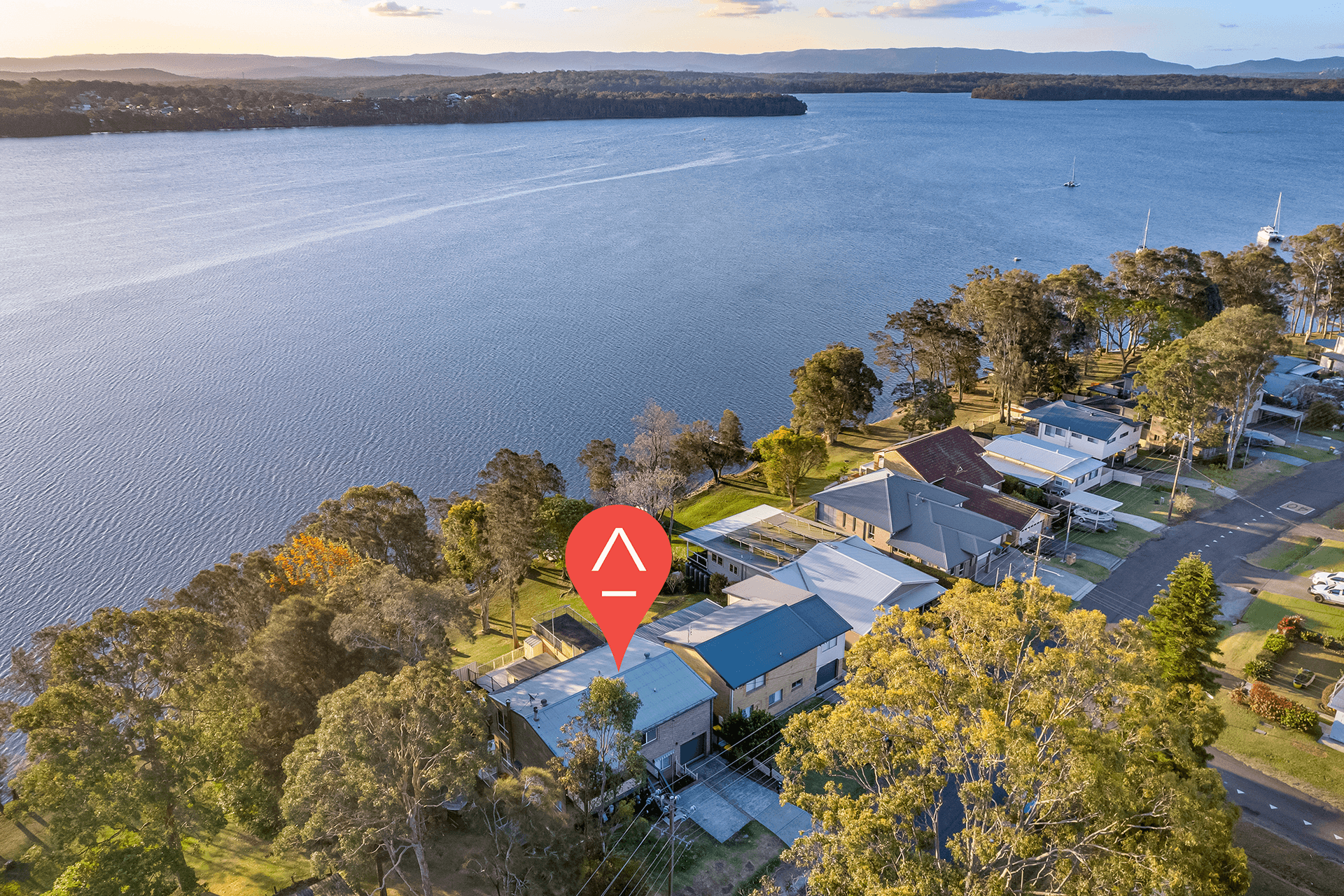 35 Macquarie Road, Mannering Park, NSW 2259