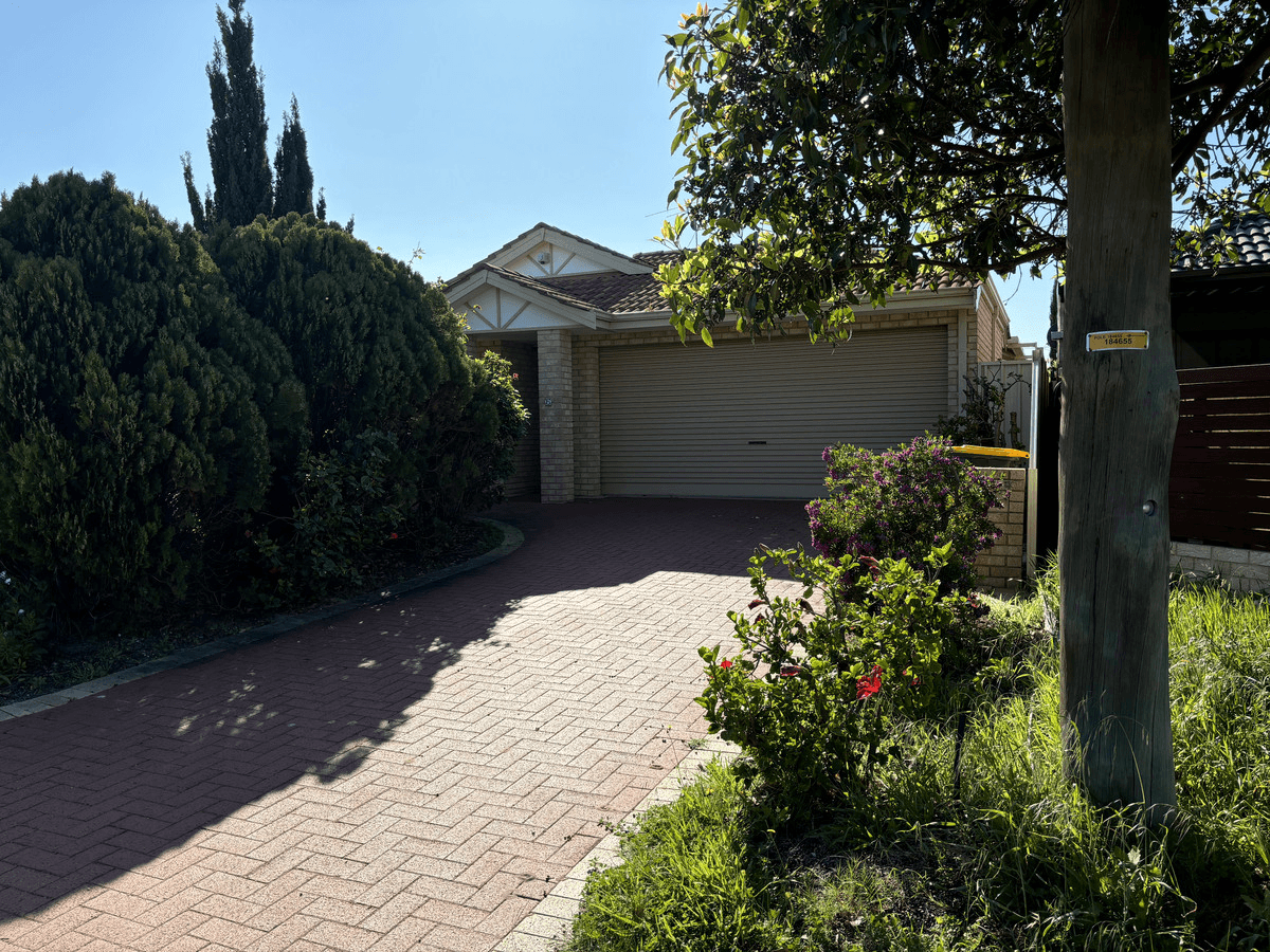 6/11 Almurta Way, Nollamara, WA 6061