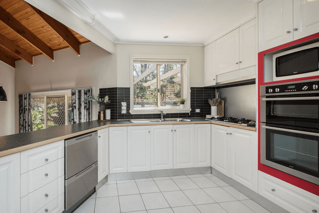 8 Pinkerton Court, Wodonga, VIC 3690