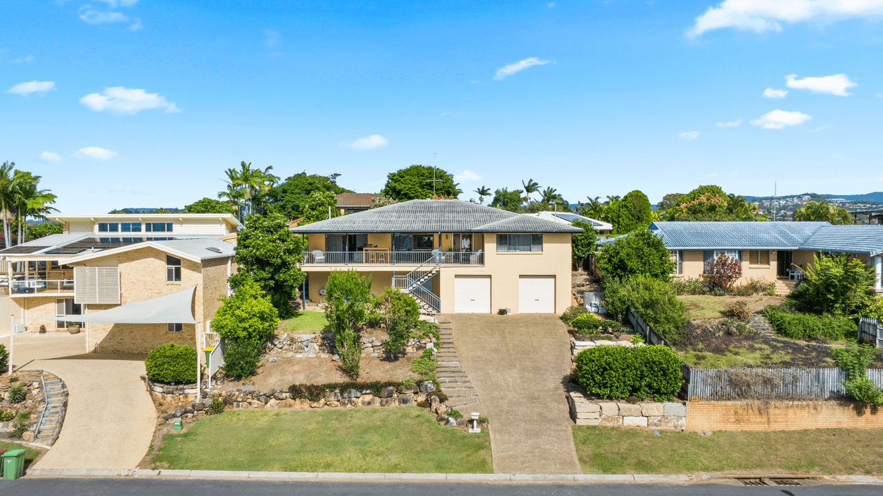 5 Summit Crescent, CARRARA, QLD 4211