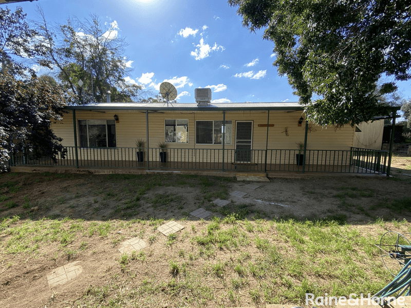 836 Henry Lawson Way, YOUNG, NSW 2594