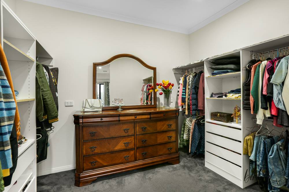 25 Oleander Parade, MICKLEHAM, VIC 3064