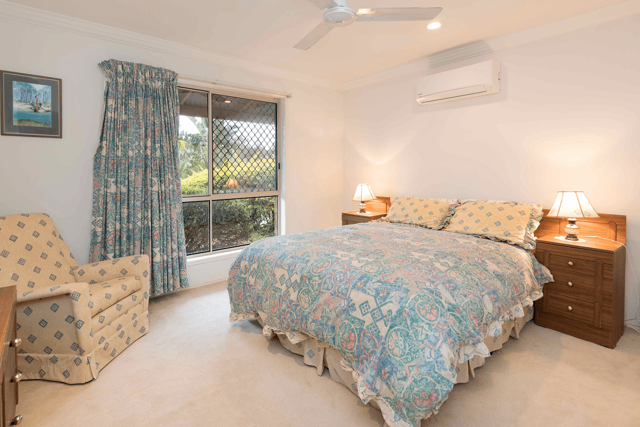 42 Killarney Place, CHERMSIDE WEST, QLD 4032