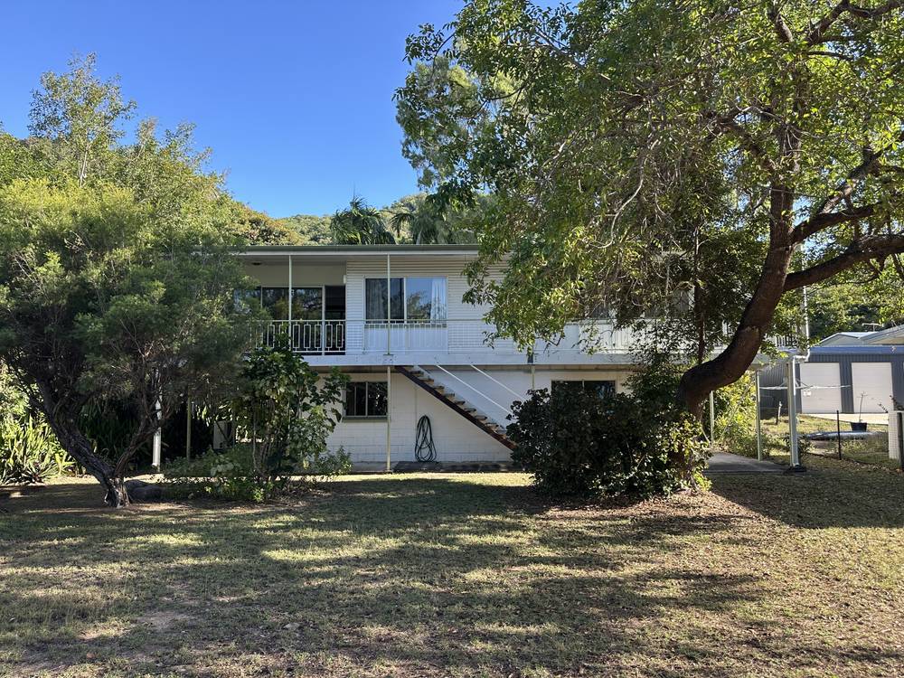 36 Marine Pde, Arcadia, QLD 4819