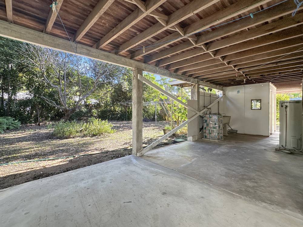 36 Marine Pde, Arcadia, QLD 4819